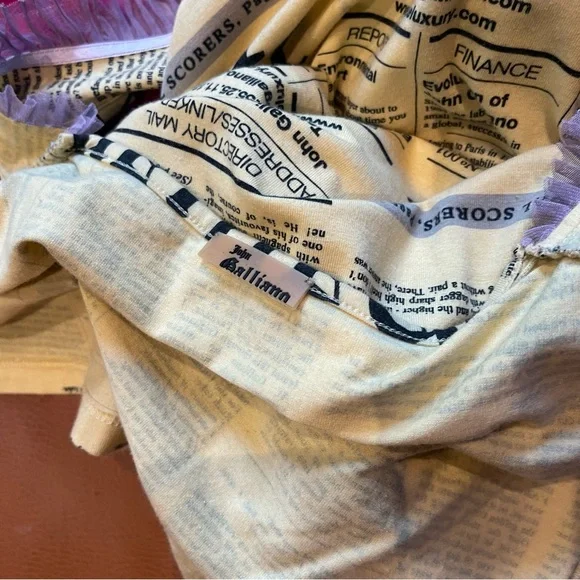 John Galliano RARE Vintage Newspaper Print Tank top Y2K - Picture 5 of 5